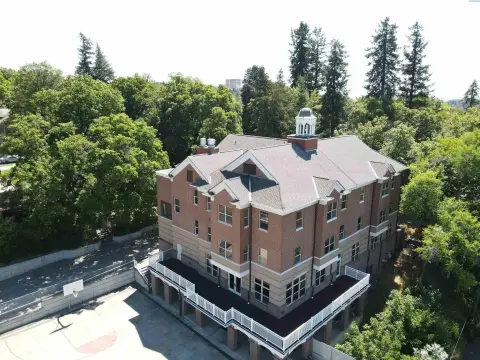 Pullman Multifamily Property For Sale