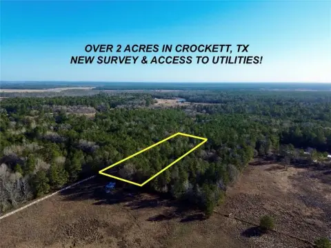 Unrestricted Land Near Crockett, TX
