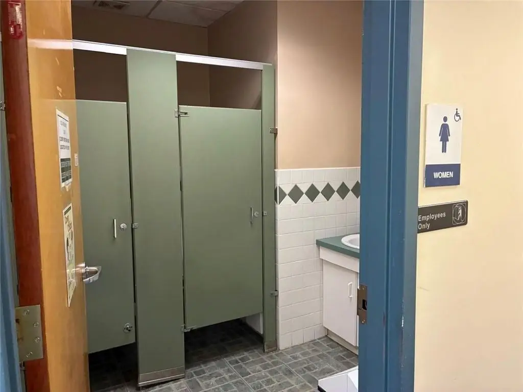Picture 30