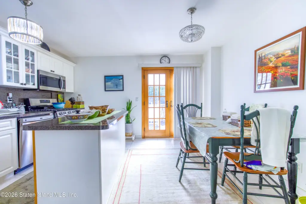 Picture 12