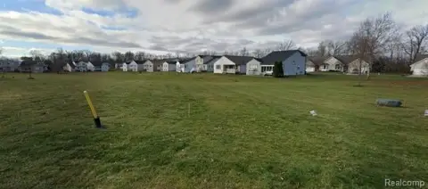 Residential Land in Grand Blanc