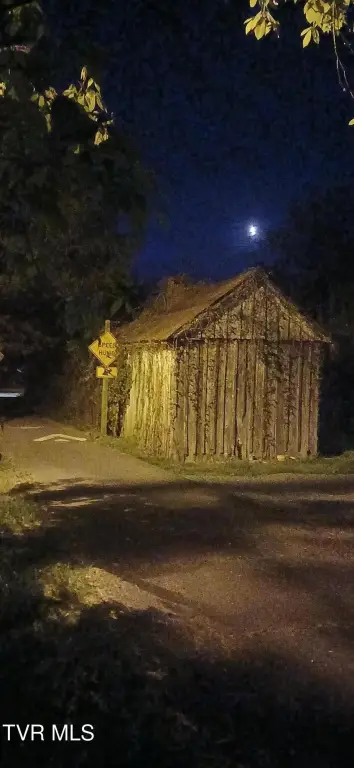 Picture 19