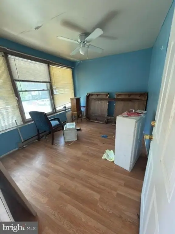 Picture 18