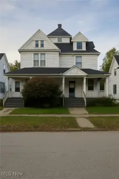 Brooklyn Centre Triplex Investment Opportunity