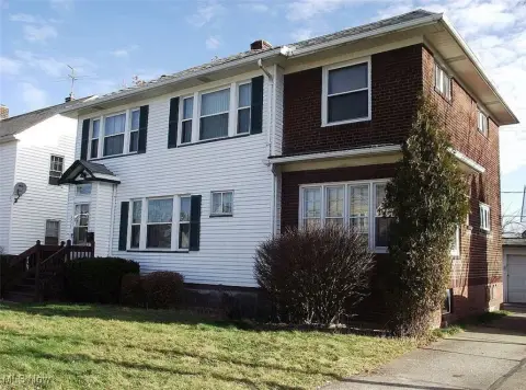 Remodeled Duplex in Garfield Heights