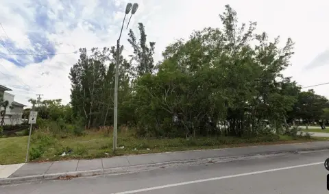 Prime Commercial Land Opportunity