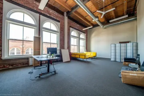 Downtown Office Suite For Lease