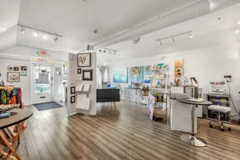 Commercial Condo in Old Town
