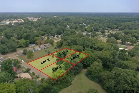 Residential Land in Pittsburg, TX