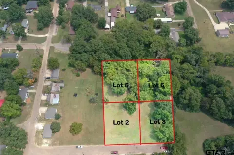 Residential Land in Pittsburg, TX