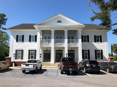 Freestanding Medical Building in Marianna