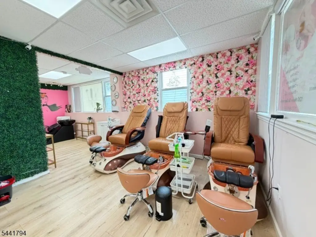 Picture 5