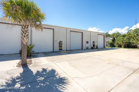 St. Augustine Warehouse with Car Lift