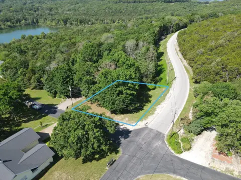 Residential Lot in Blue Eye