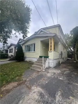 Multifamily House in Buffalo, NY