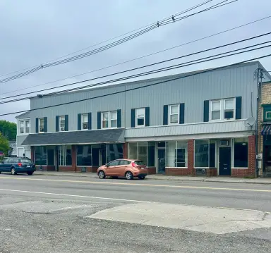 Mixed-Use Income Property With Riverfront