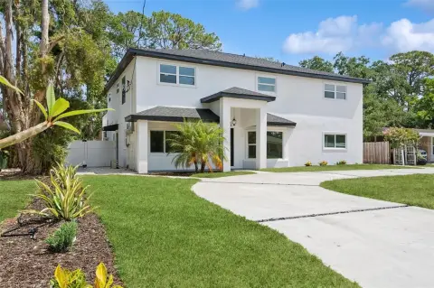 Renovated Duplex Near Downtown Sarasota