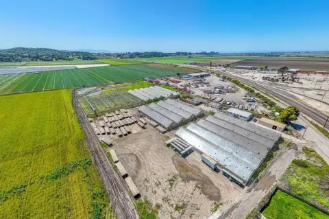 Commercial Land in Royal Oaks