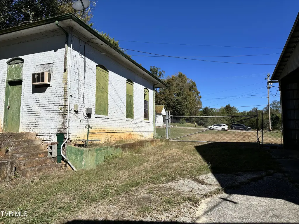 Picture 19