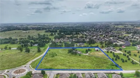 Rogers Land with Development Potential