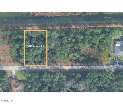 Lehigh Acres Canal-Front Land