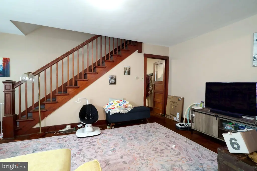 Picture 6