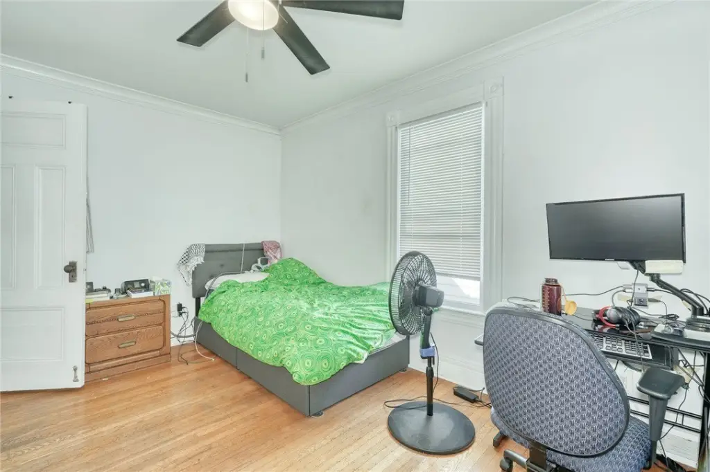 Picture 30