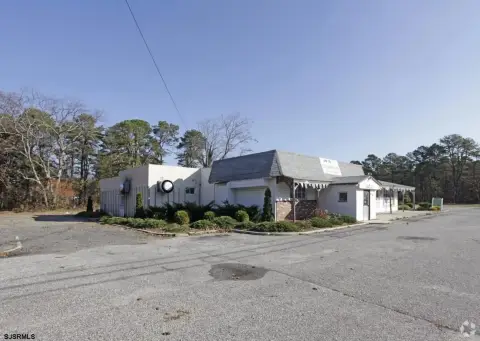 Restaurant/Bar Opportunity on Black Horse