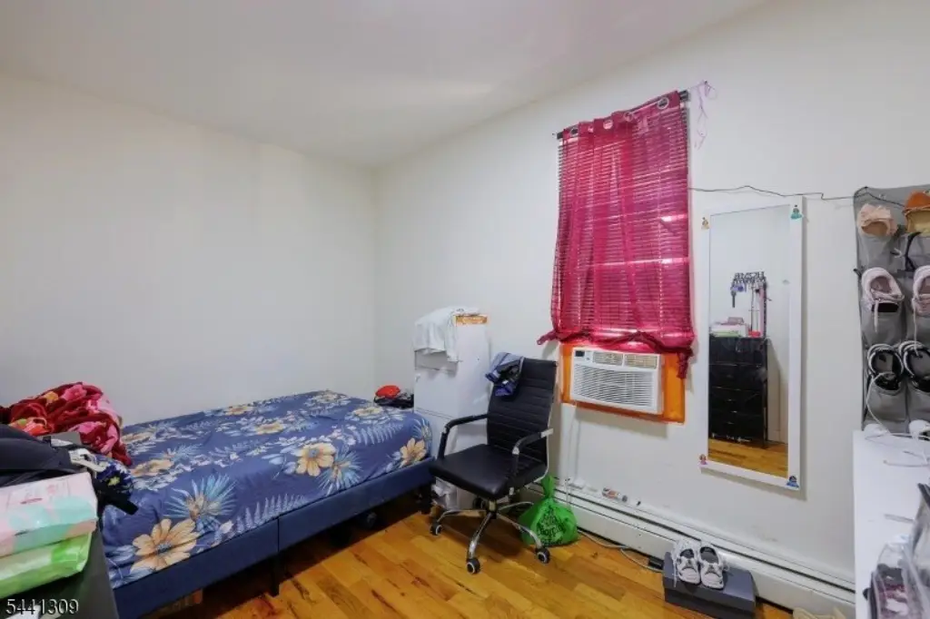 Picture 28