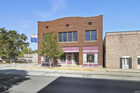 Historic Huntington Building with Potential