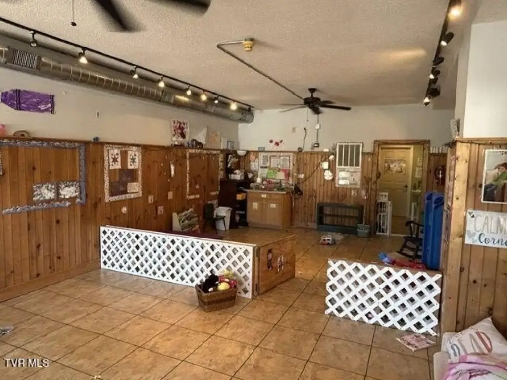 Picture 9