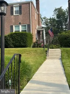 Twin Home with Finished Basement