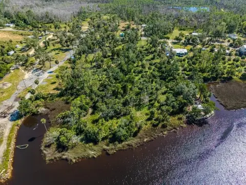 Steinhatchee Riverfront Acreage with Potential