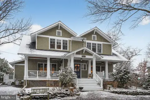 Renovated Farmhouse on Large Arlington Lot