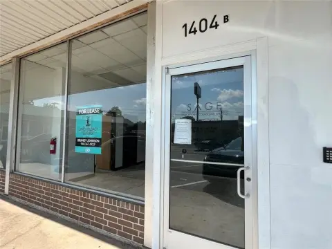 Weatherford Commercial Suite For Rent