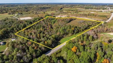 32 Acres Commercial Land Available