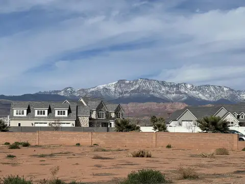 Luxury Lot in Temple View