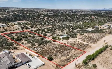 Oak Hills Land with Views