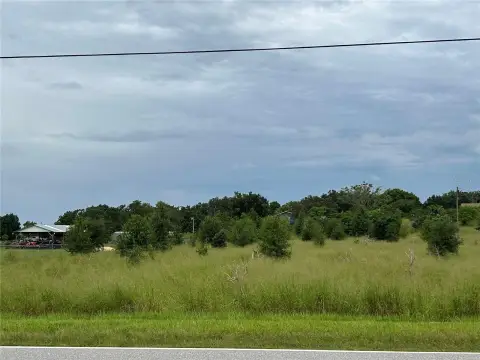 Residential Land in Frostproof, Florida