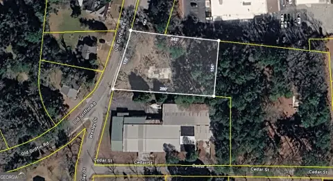 Level Commercial Lot with Cable