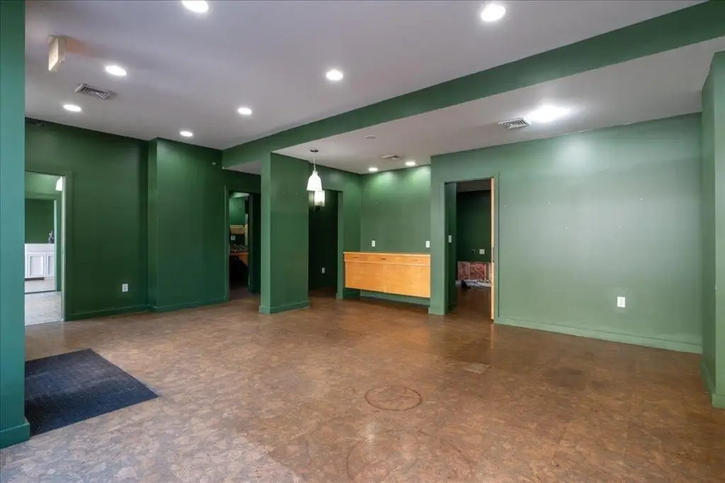 Picture 8