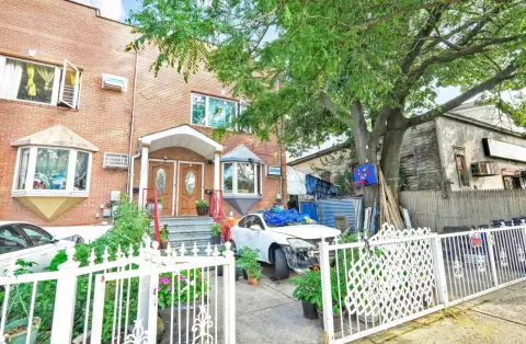 Multi-Family Investment Opportunity in Jamaica