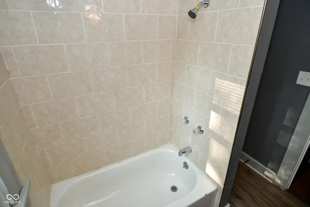 Picture 18