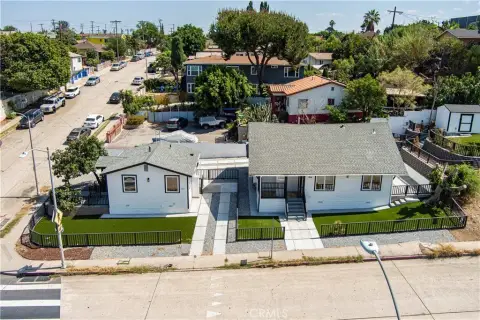 Remodeled Duplex on Corner Lot