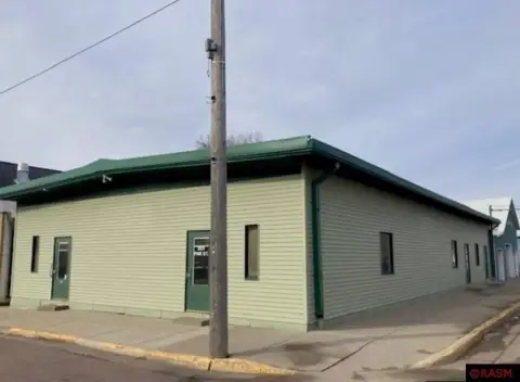 Mixed-Use Space in Nicollet, MN