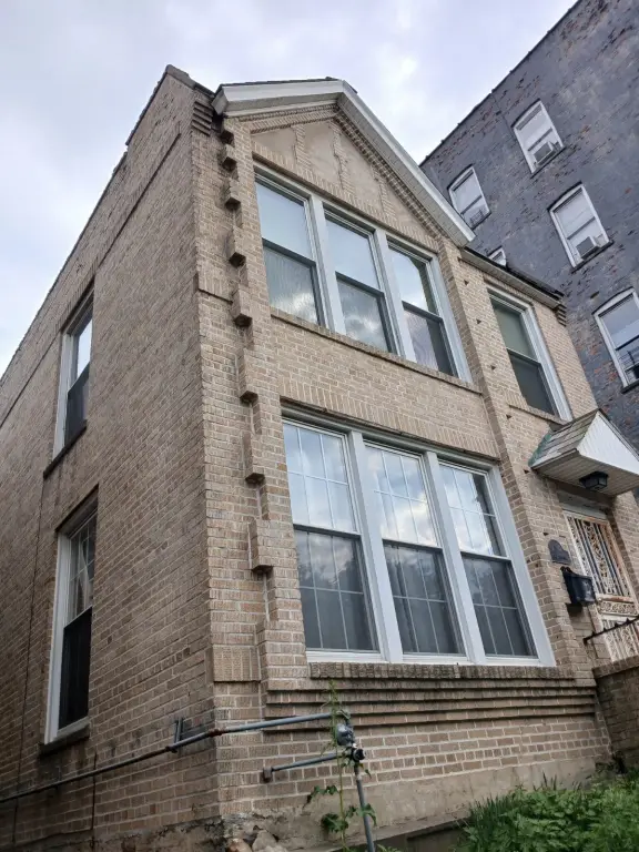 Picture 4