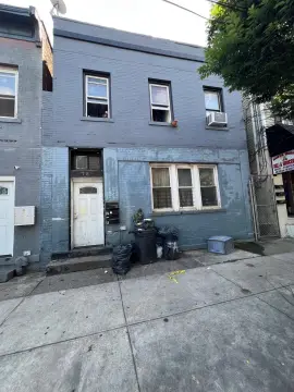 Staten Island Multi-Family with Detached House