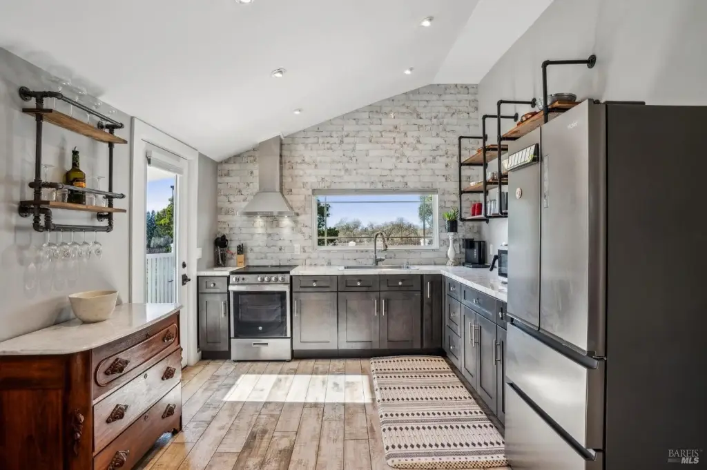 Picture 32