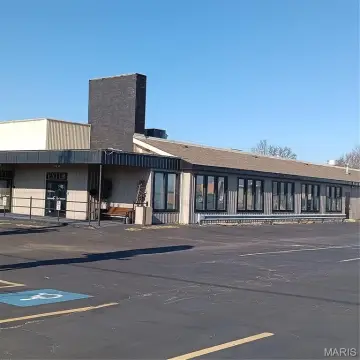 Wedding Venue With Banquet Space