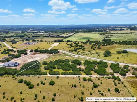 5.2 Acre Lot in Bertram, TX